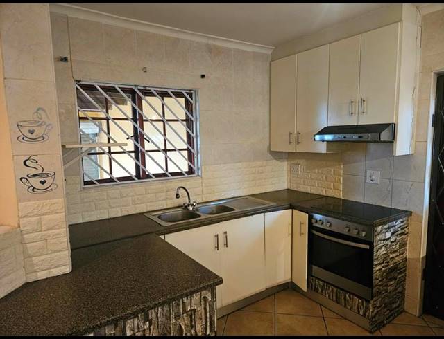 2 BEDROOM PROPERTY TO RENT IN PARKLANDS